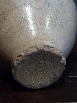 Antieke aardewerk kruik, met originele gebruiksschade aan de rand 
